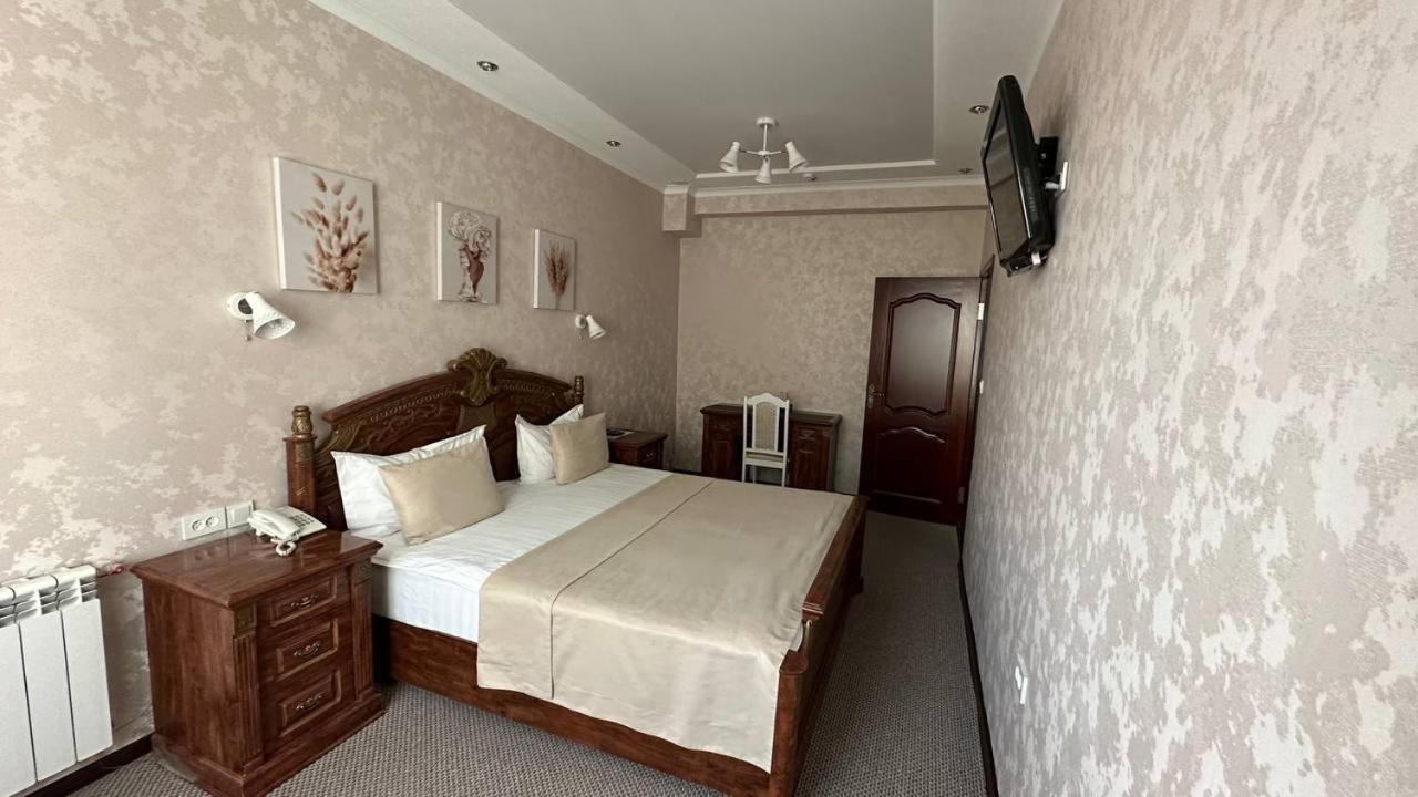 Altyn Adam Hotel 페트로파블롭스크 외부 사진