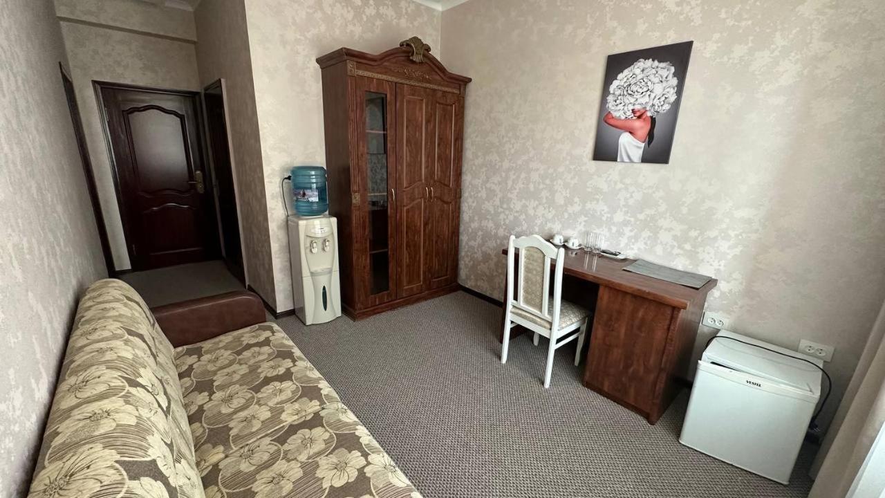 Altyn Adam Hotel 페트로파블롭스크 외부 사진