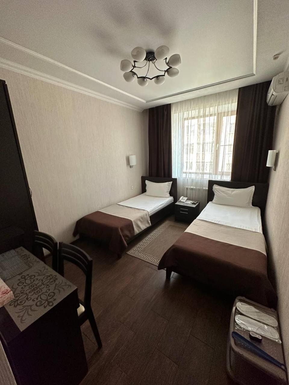 Altyn Adam Hotel 페트로파블롭스크 외부 사진