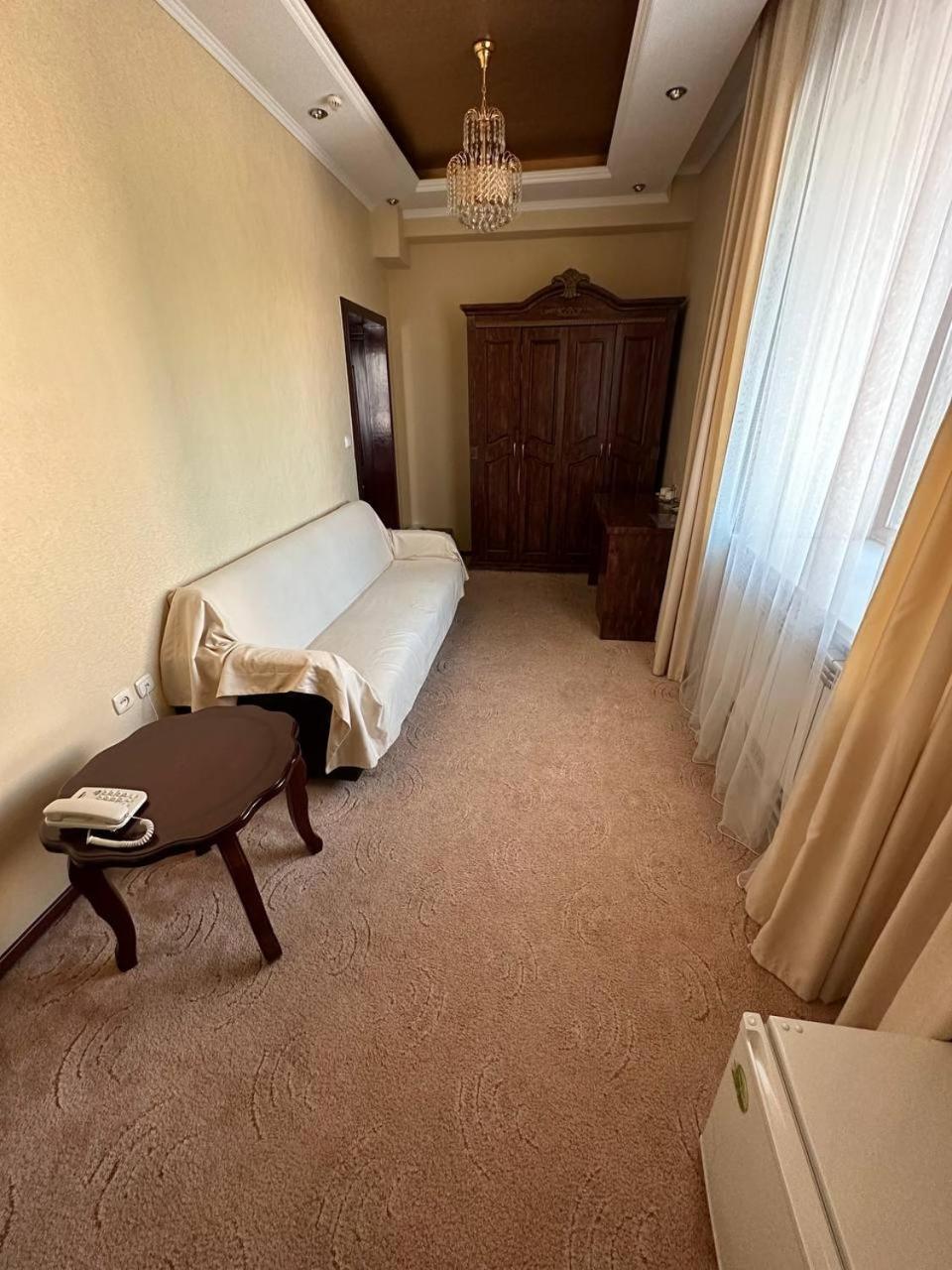 Altyn Adam Hotel 페트로파블롭스크 외부 사진