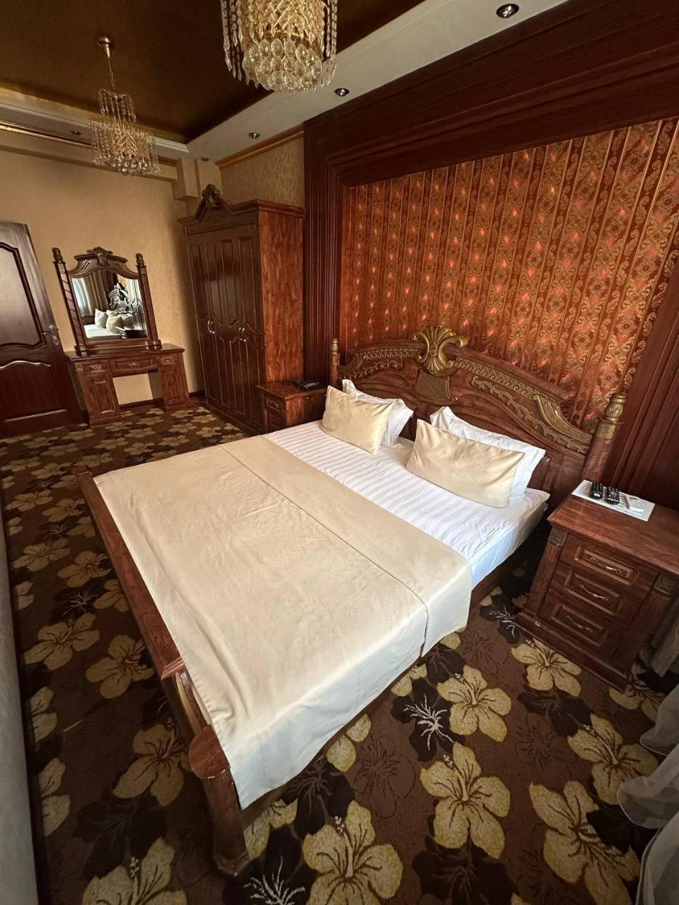Altyn Adam Hotel 페트로파블롭스크 외부 사진