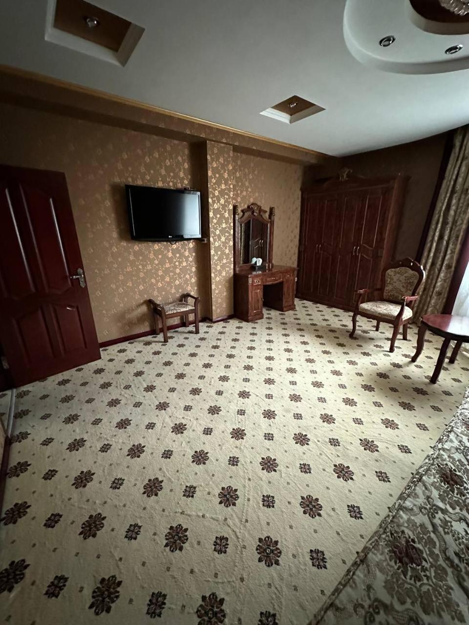 Altyn Adam Hotel 페트로파블롭스크 외부 사진