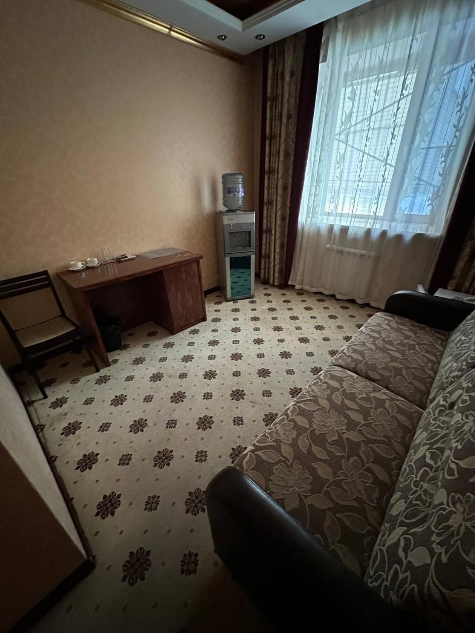 Altyn Adam Hotel 페트로파블롭스크 외부 사진