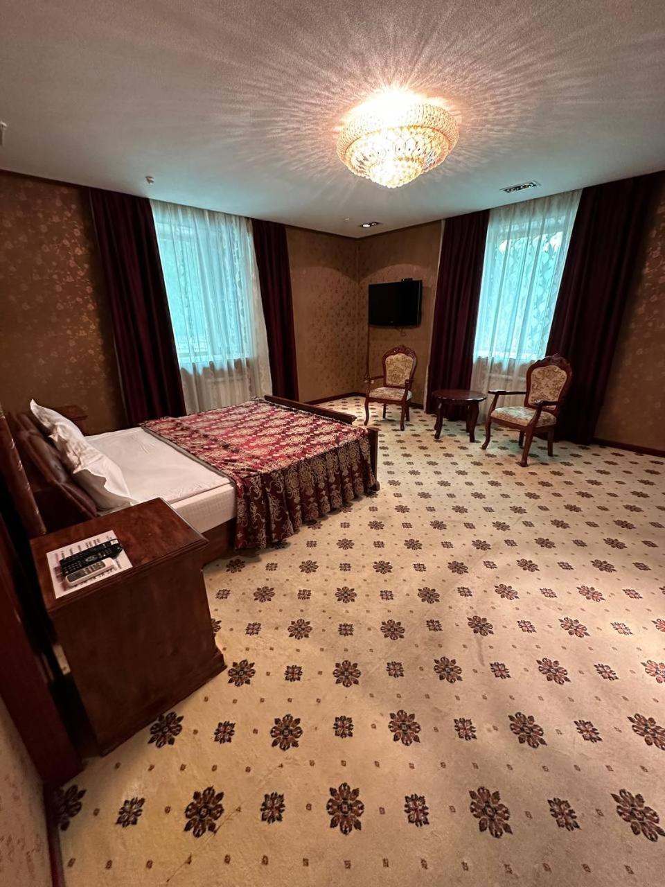 Altyn Adam Hotel 페트로파블롭스크 외부 사진